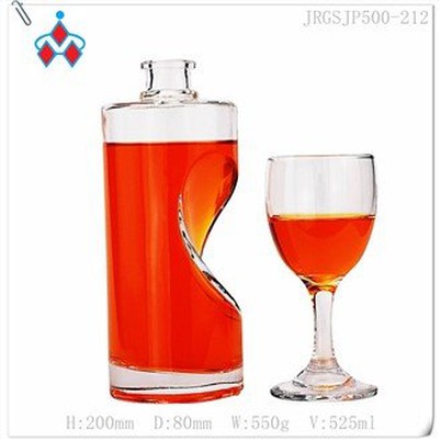 Botol Berbentuk Kaca Unik